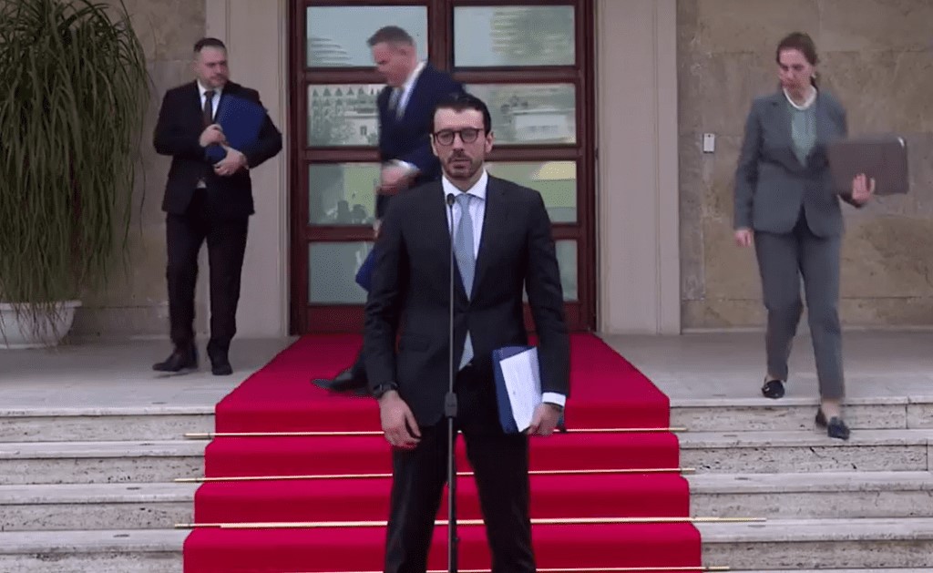 Karakaçi paralajmëron importuesit e naftës: Mund të rikthehet Bordi i Transparencës